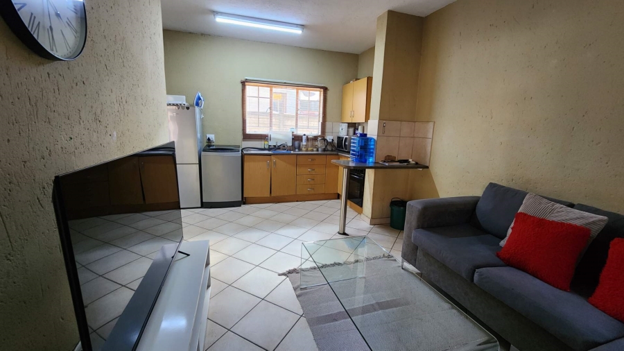 1 Bedroom Property for Sale in Rustenburg North West